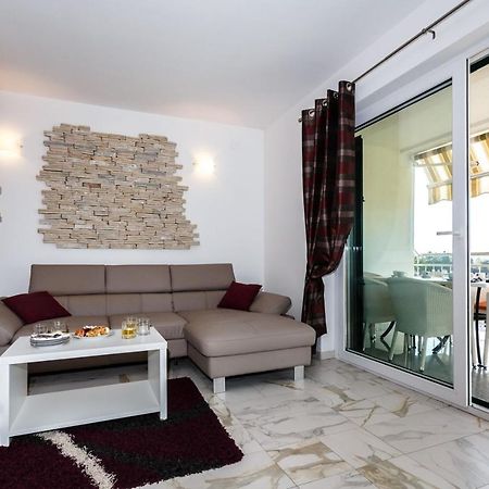 Apartments Adria Малинська Екстер'єр фото