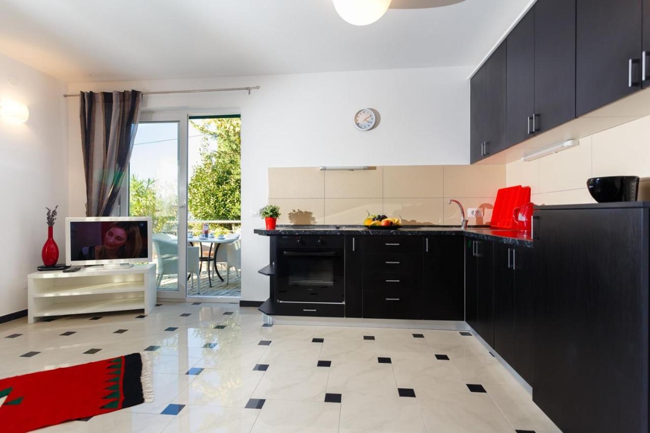 Apartments Adria Малинська Екстер'єр фото