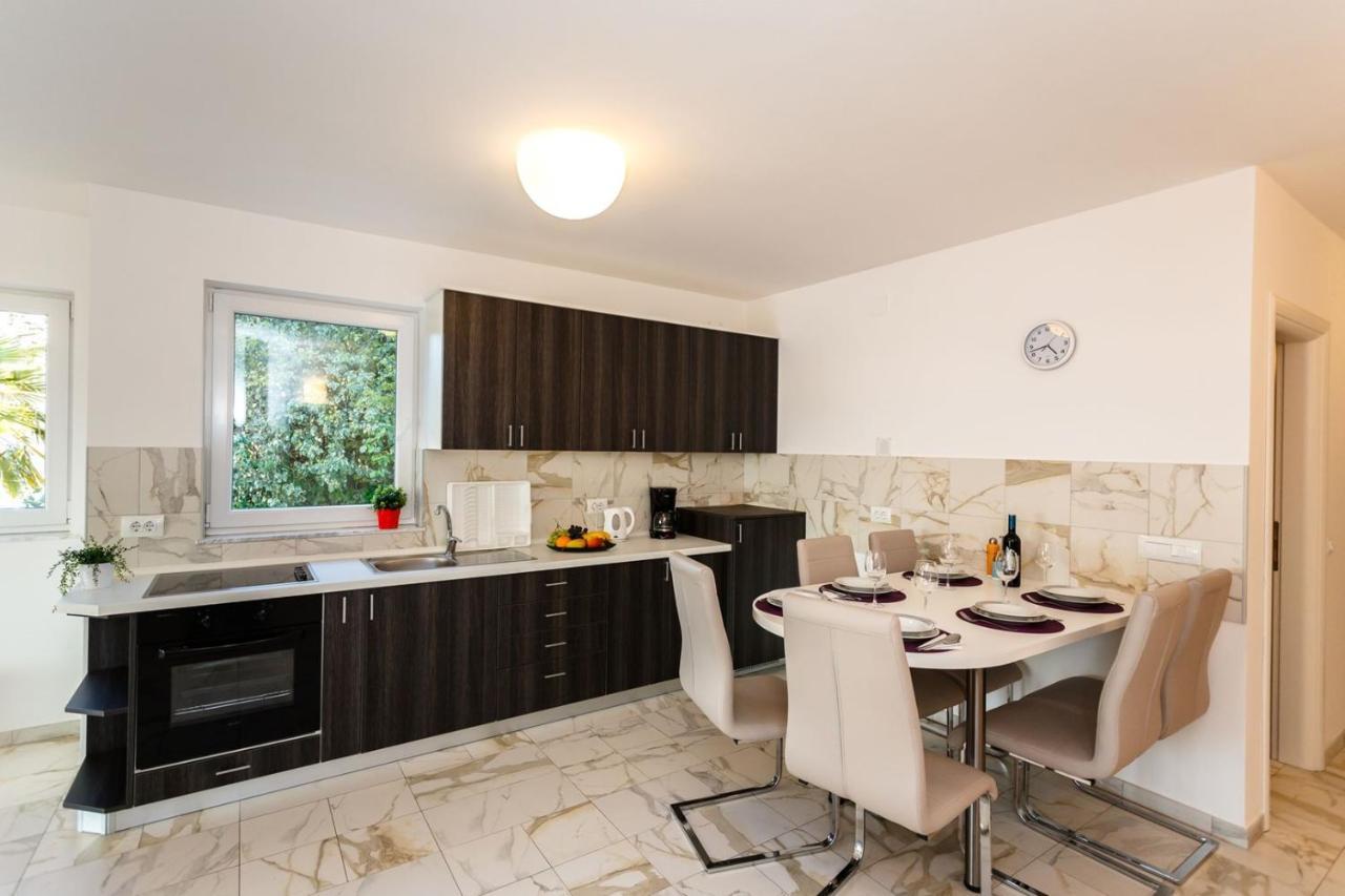 Apartments Adria Малинська Екстер'єр фото